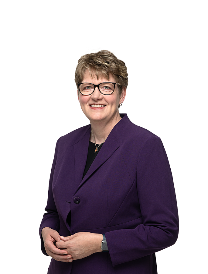 Portrait of Pierce Atwood government affairs consultant Bev Uhlenhake