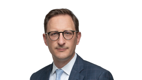 Portrait of Pierce Atwood litigation attorney Nolan Reichl